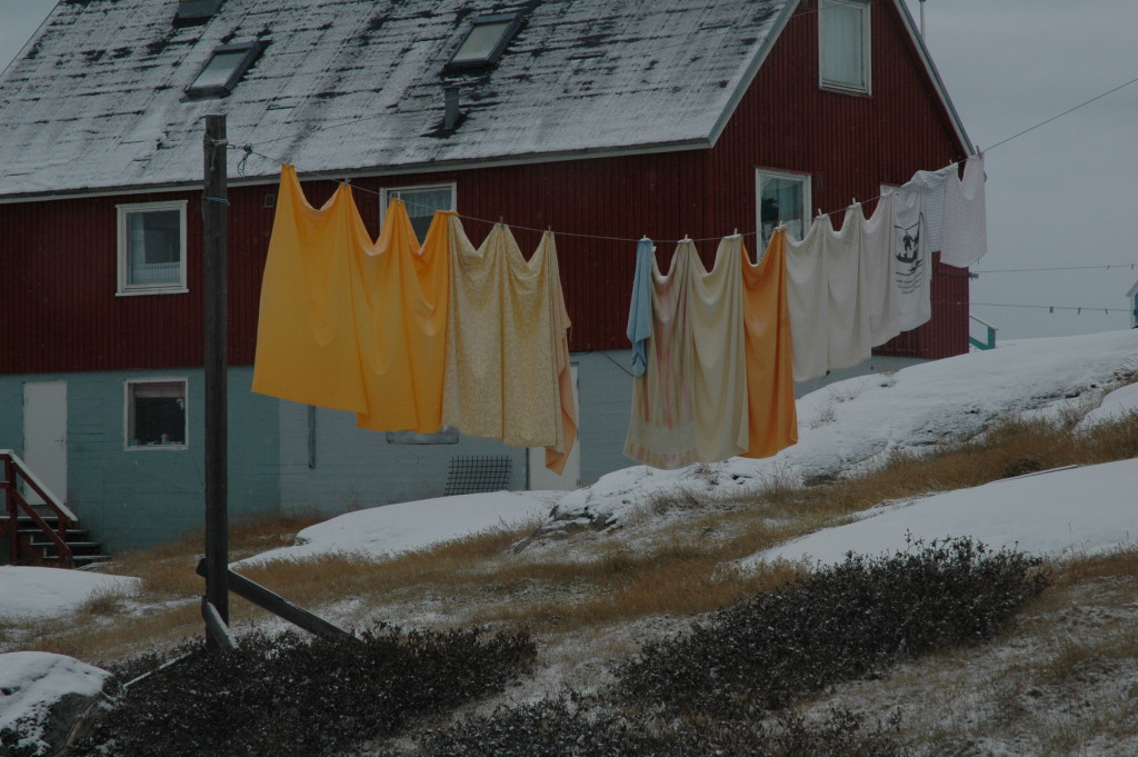 Nov 2008 laundry arctic Illulisat-67